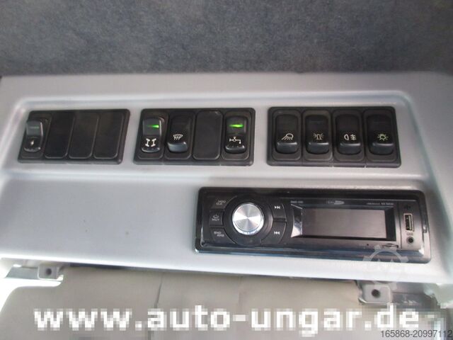 Yol süpürme aracı Johnston CN401 Bucher 5006 Kehrmaschine Euro 6