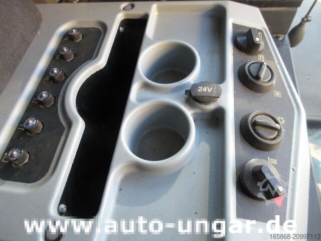 Yol süpürme aracı Johnston CN401 Bucher 5006 Kehrmaschine Euro 6