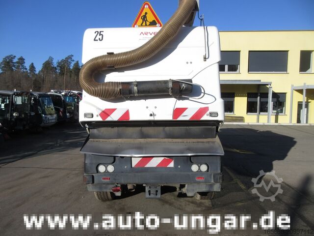 Yol süpürme aracı Johnston CN401 Bucher 5006 Kehrmaschine Euro 6