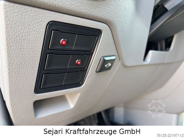 Minibuss MAN TGE 3.180 Crafter VIP Bestuhlung e. Tür+Tritt