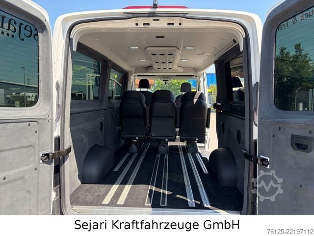Minibuss MAN TGE 3.180 Crafter VIP Bestuhlung e. Tür+Tritt