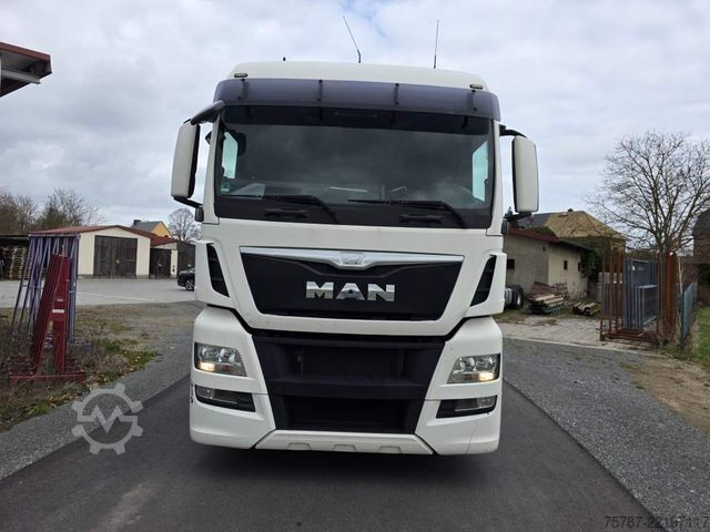 Cabeza tractora de gran volumen MAN 18.400 TGX LL , ZF Intarder, Doppeltank, Euro 6