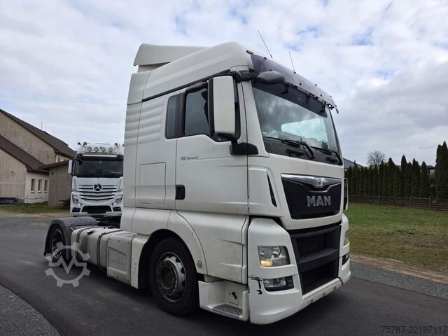 Cabeza tractora de gran volumen MAN 18.400 TGX LL , ZF Intarder, Doppeltank, Euro 6