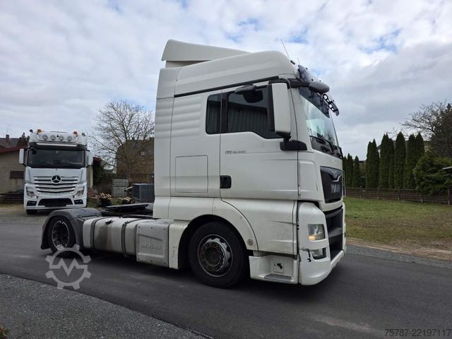 Cabeza tractora de gran volumen MAN 18.400 TGX LL , ZF Intarder, Doppeltank, Euro 6