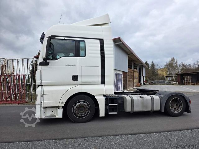 Cabeza tractora de gran volumen MAN 18.400 TGX LL , ZF Intarder, Doppeltank, Euro 6