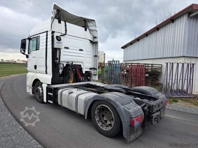 Cabeza tractora de gran volumen MAN 18.400 TGX LL , ZF Intarder, Doppeltank, Euro 6
