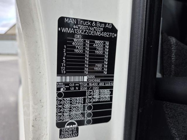 Cabeza tractora de gran volumen MAN 18.400 TGX LL , ZF Intarder, Doppeltank, Euro 6