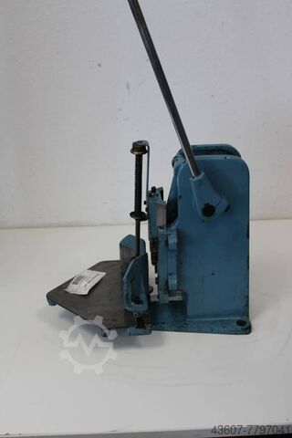 Máquina redondeadora de esquinas Krause Y6R