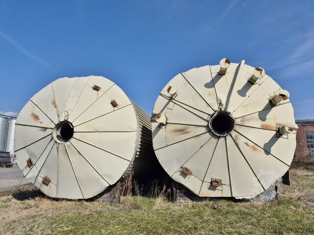 Tanque isolado de 290.000 litros em V2A.  K0136