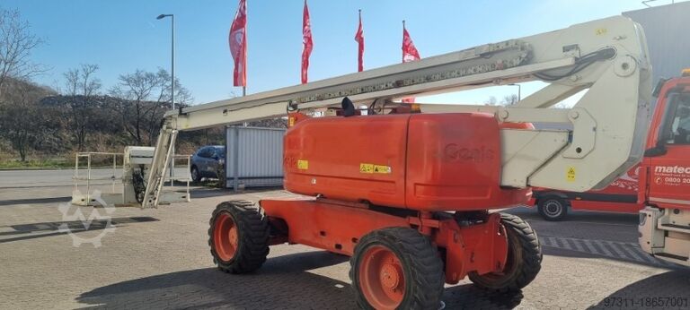 Teleskopowa, przegubowa platforma robocza Genie Z-80/60