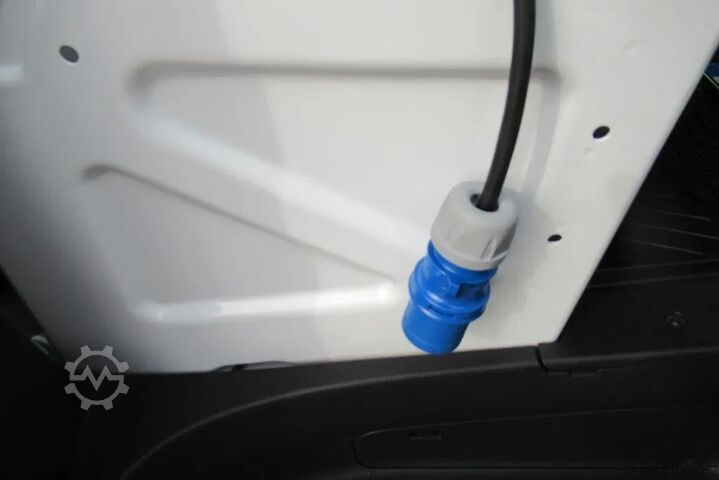 Koelwagen Mercedes-Benz Sprinter 314 CDI Koel/Vries/ verwarmen 220 volt...