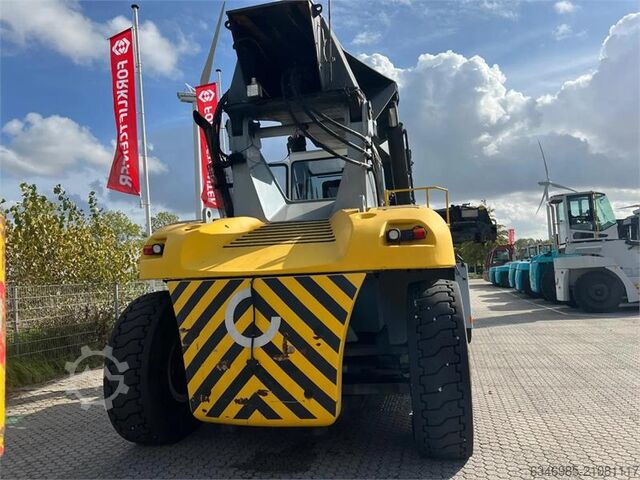 Reachtacker Konecranes SMV 4531 TB5