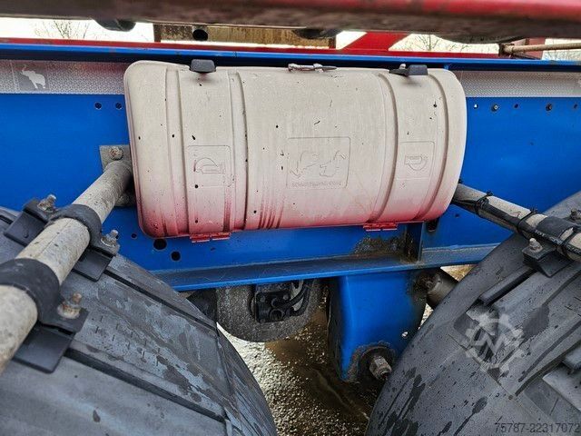 Semirremolque con caja intercambiable SCHMITZ CARGOBULL Tankchassis mit Tankcontainer, 424.676 KM