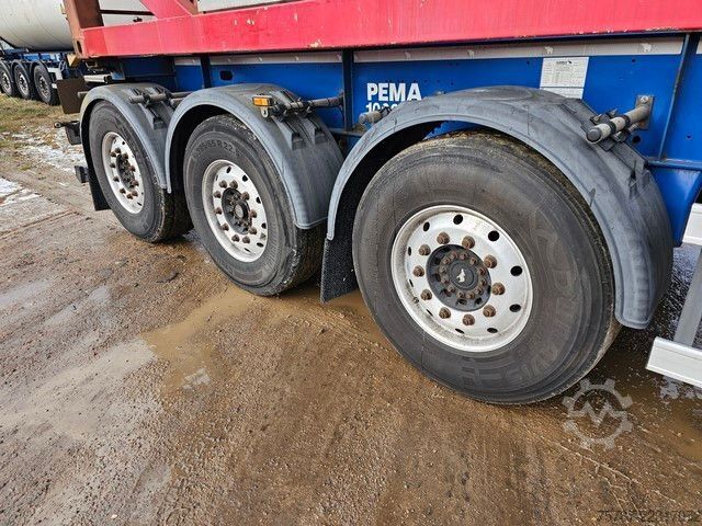 Semirremolque con caja intercambiable SCHMITZ CARGOBULL Tankchassis mit Tankcontainer, 424.676 KM