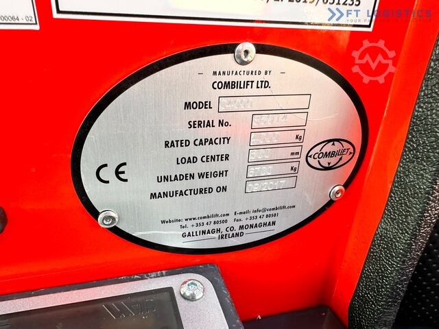 Cărucior cu stivuitor cu 4 căi Combilift C4000 / TRIPLEX / 9300MM / GAS / TOP1