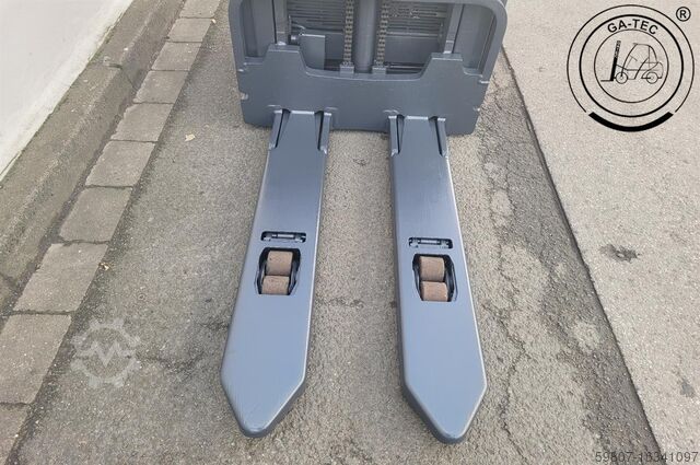 Chariot élévateur à grande levée Linde L16i