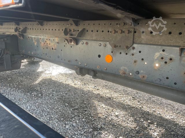 Camião plataforma com lona IVECO Eurocargo140E25Plane/Spriegel/LBW 2.Hand TÜV NEU