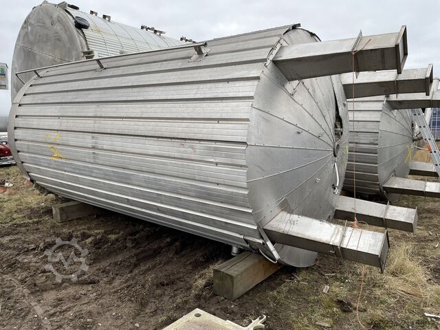 25 000 liters vertikal lagringstank i rostfritt stål, 2600 mm diameter x 4700 mm rak sida SIELMANN 25,000 Litre