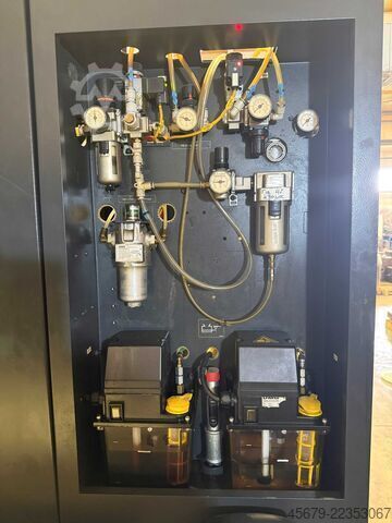 Pionowe centrum obróbcze DMG Milltap 700