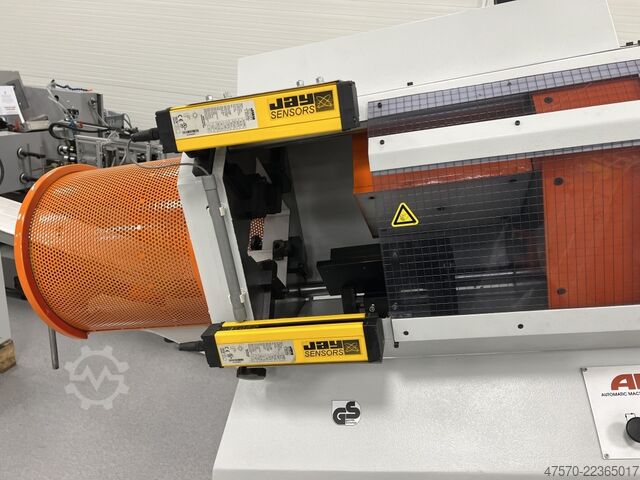 Etiketstansmachine Ram punch AMC Hydromatic 220 Label die cutter
