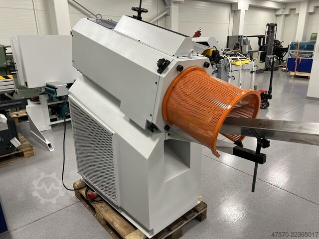 Etiketstansmachine Ram punch AMC Hydromatic 220 Label die cutter