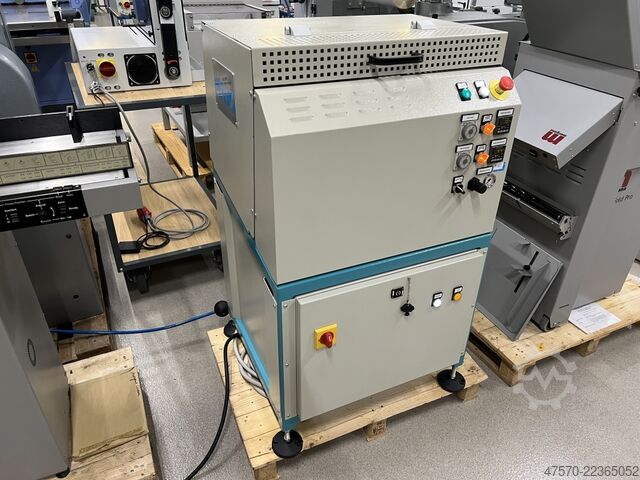 Boekbindmachine CMC Italia Q Finish Crater 20 Book Press with joint forming