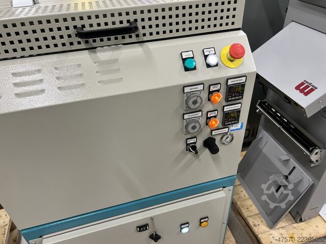 Boekbindmachine CMC Italia Q Finish Crater 20 Book Press with joint forming