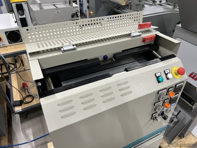 Boekbindmachine CMC Italia Q Finish Crater 20 Book Press with joint forming