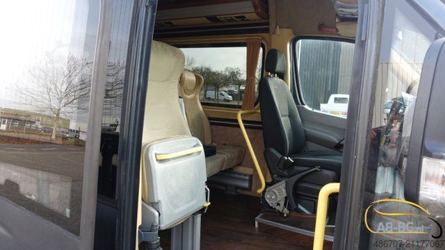 Távolsági autóbusz MERCEDES-BENZ Sprinter 516 21 Sitze mit großem Gepäck