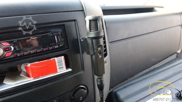 Távolsági autóbusz MERCEDES-BENZ Sprinter 516 21 Sitze mit großem Gepäck