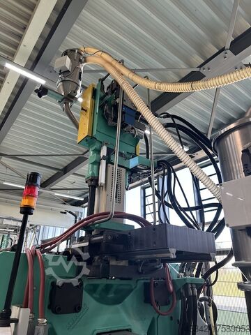 Zwei K Spritzgießmaschine ARBURG 570S2200-400/170 e²