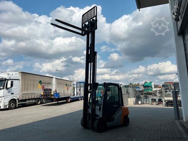 Forklift Still RX70-35 / Triplex: 4.60m / nur 2.911h! / SS