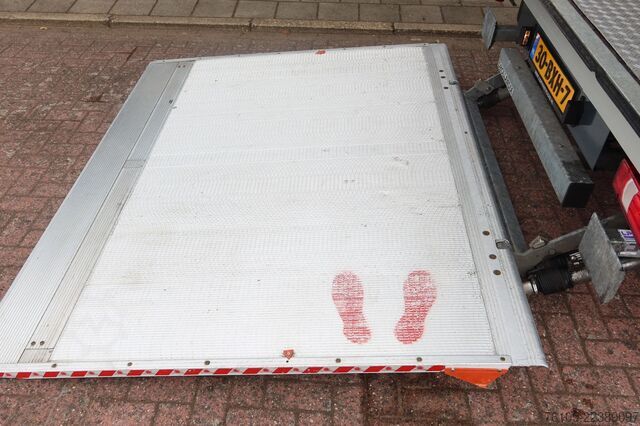 Koffer Iveco 50 C 18 Automaat  Bak + Dhollandia klep 1000 kg...