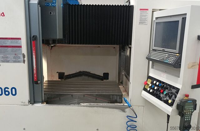 Centro di lavoro verticale KONDIA HM 1060