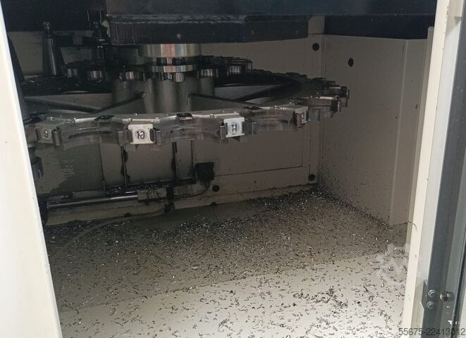 Centro di lavoro verticale KONDIA HM 1060