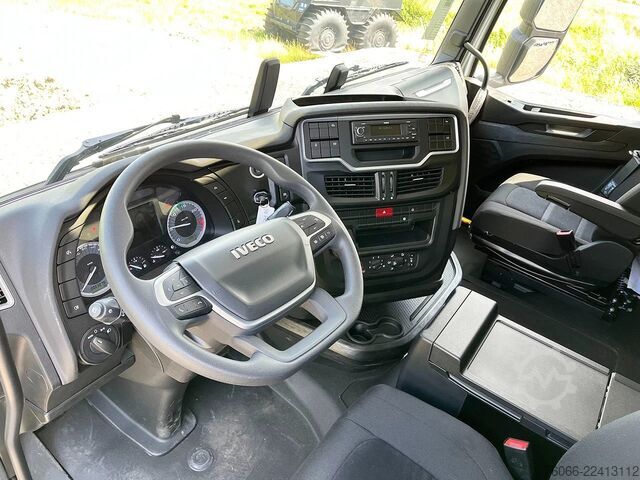 Padrão-SZM Iveco S-Way AS440S43T/P AT Tractor Head (8 units)