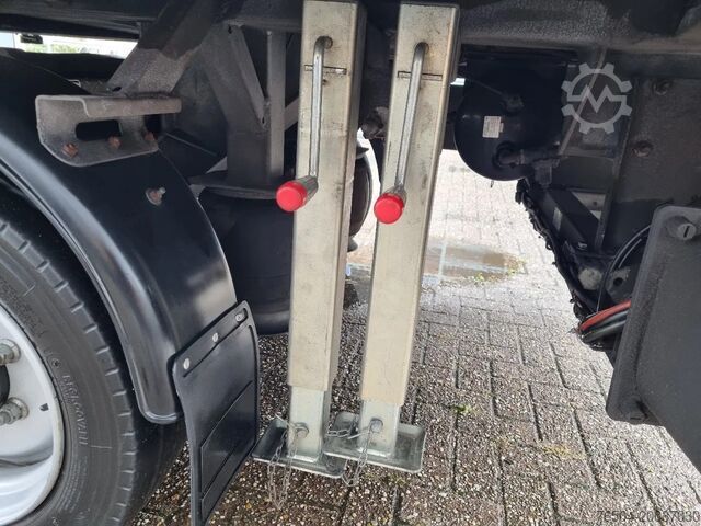 βαλίτσα Mercedes-Benz Sprinter 516 CDI BE Clixtar/ Webasto/ 27 KUB/ N...