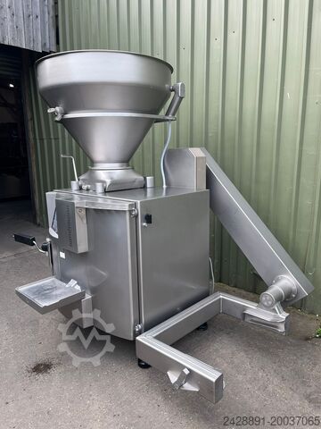 Vakuová plnička s plněním Handtmann VF 628