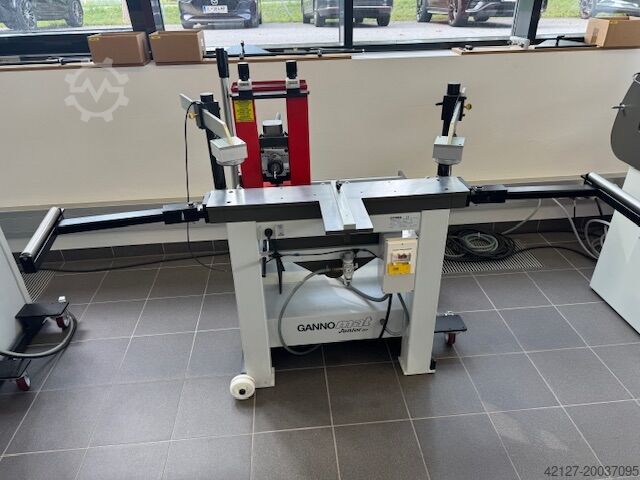Langgatboormachine / Raamdubbelboormachine Ganner Gannomat Junior 323