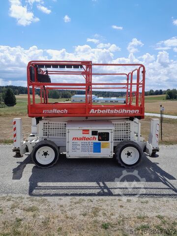 Piattaforma a pantografo fuoristrada JLG 260MRT