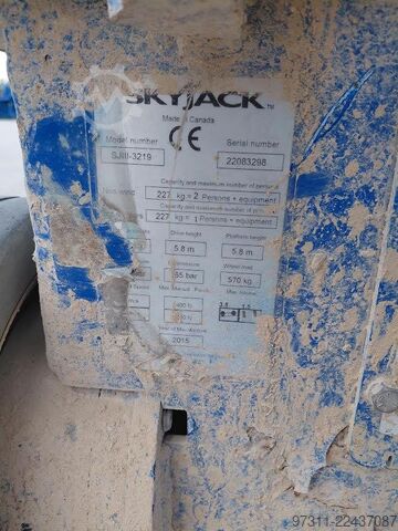 Ascensore a forbice SkyJack SJIII 3219