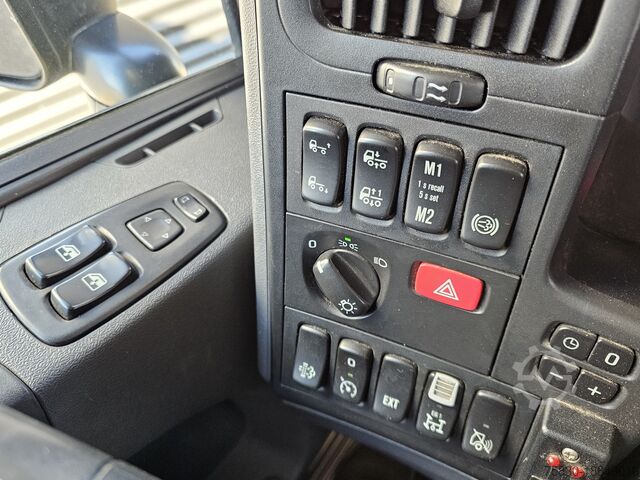 Laadplatform Scania P320 4x2 / PALFINGER PK14002 / CRANE/KRAN