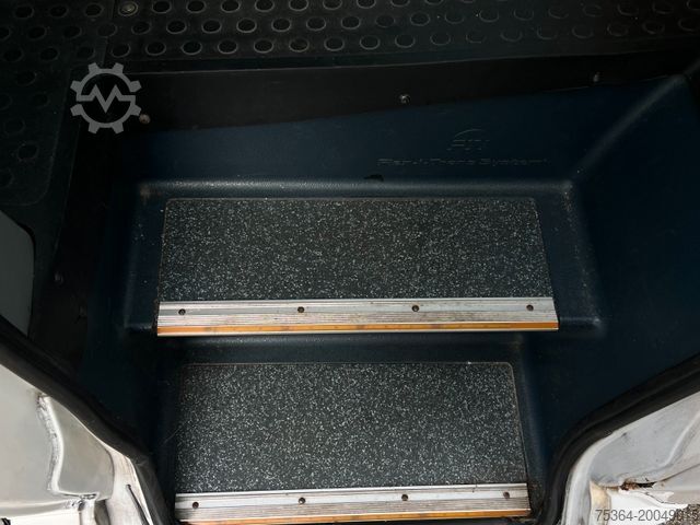 Minibus VOLKSWAGEN Crafter 2.0 Tdi Maxi L3 9 Sitze Klima+Lift Euro5