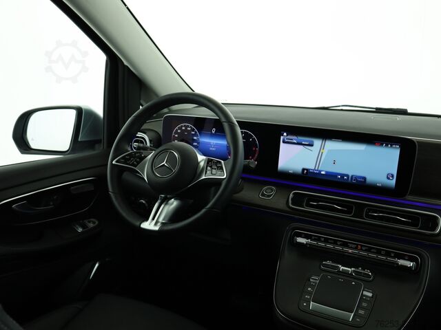 Minibus Mercedes-Benz V 220 d 4MATIC AVANTGARDE Lang 360 ACC AHK AUT