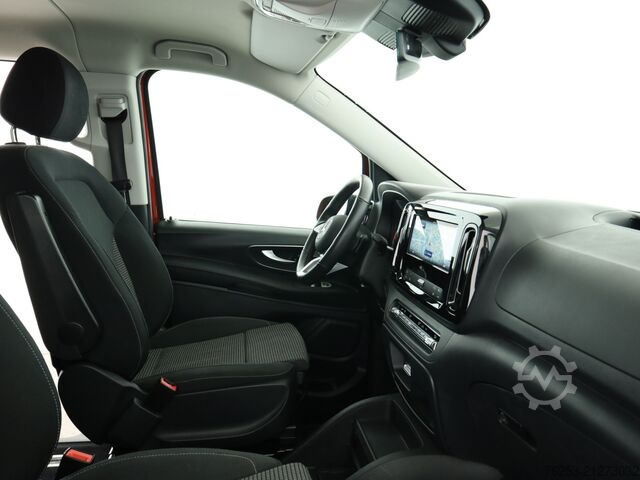 Minibus Mercedes-Benz Vito 114 CDI Tourer PRO Lang ACC AHK AUT Kam. LM