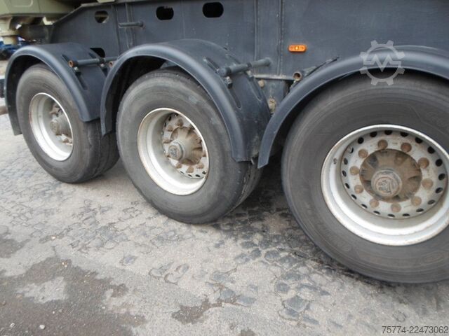 Semiremorcă basculantă MÜLLER STAHLMULDE/ ca. 28 m3