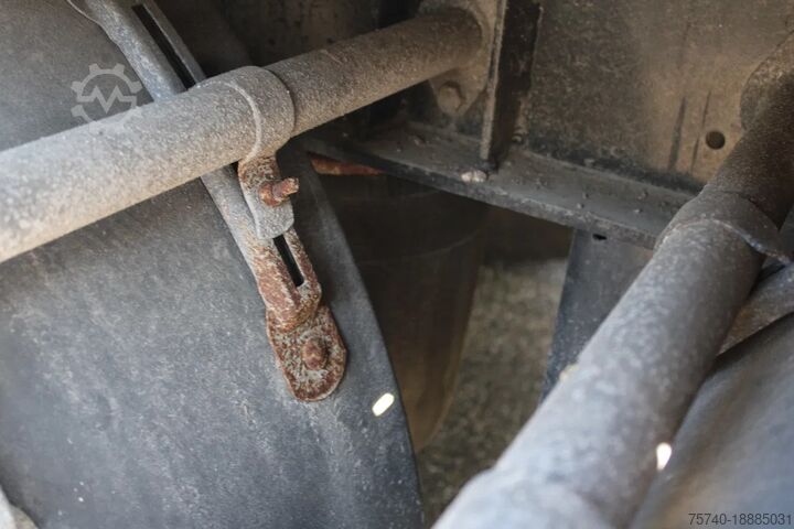 Koffer Kässbohrer 3x axle + bpw