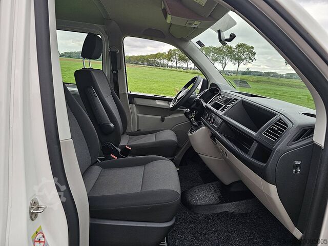 Personenvervoer VOLKSWAGEN TRANSPORTER 2.0 TDI L2H1 Combi 9p Airco