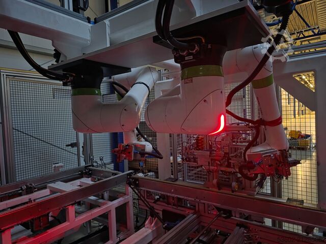 Industrial robot FANUC CRX-10iA