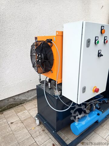 Brikettáló prés Mekom Kft. MiniBRIK